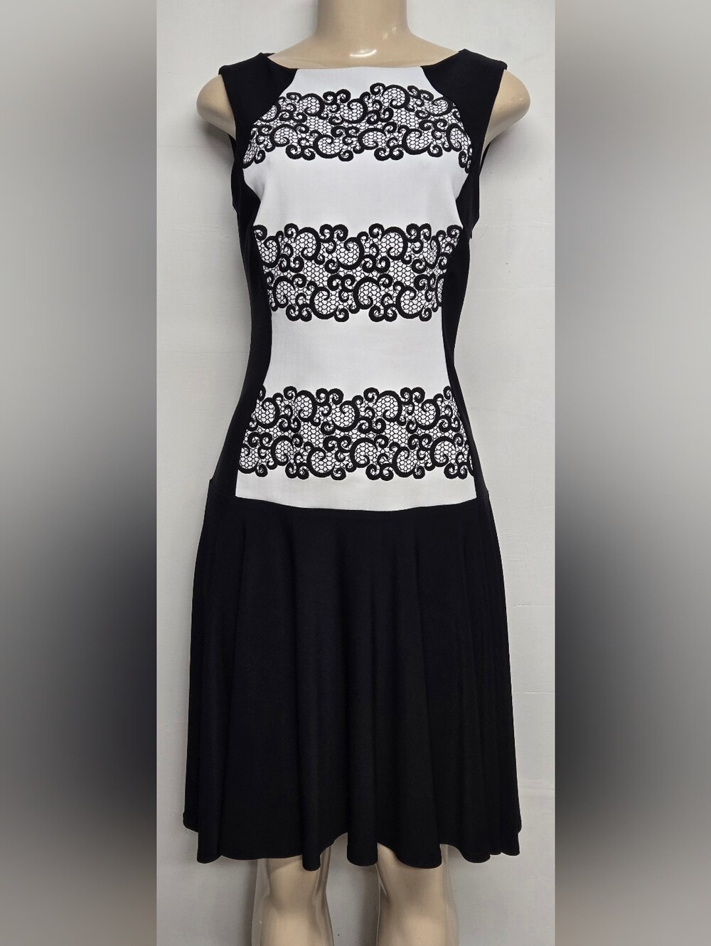 Joseph Ribkoff 8 Black White Paisley Dress Fit & Flare Stretch Knit Sleeveless